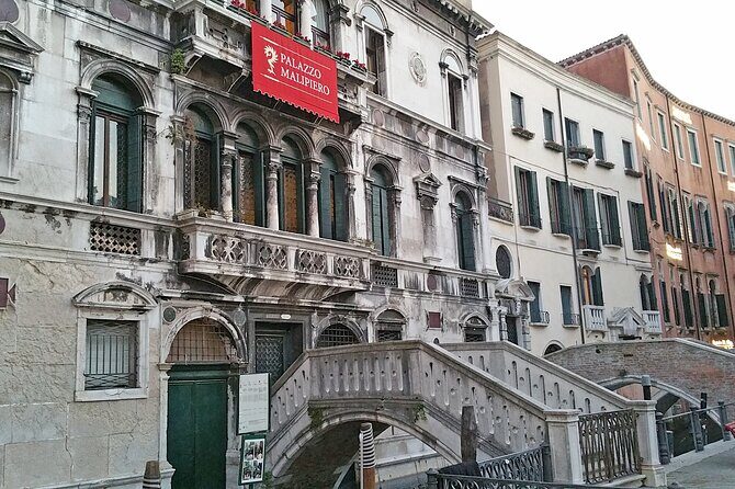 Venice Top attractions Walking Tour along the Canals - The walk between Dorsoduro and St. Mark’s: what the timing feels like