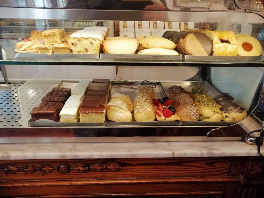 Venice: Traditional Cafés and Pastry Shops Walking Tour - Key highlights you’ll notice fast