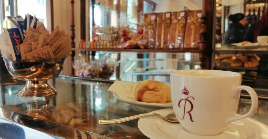 Venice: Traditional Cafés and Pastry Shops Walking Tour - The 2-hour plan that fits first-time Venice