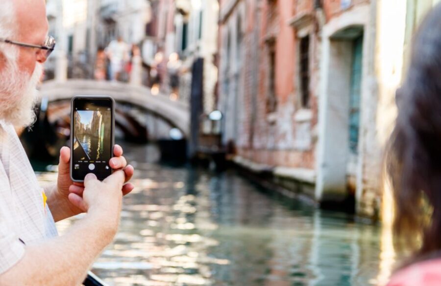 Venice: Traditional Shared Gondola Ride - What’s included, and what’s not (so you don’t get surprised)