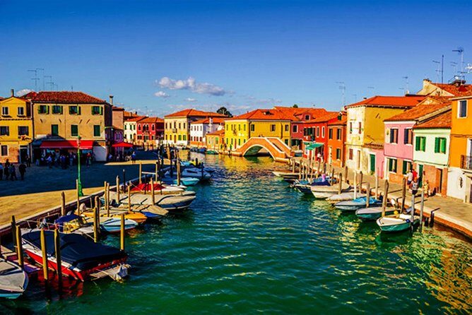 Venice Trilogy: Murano, Burano & Torcello by Lagoon Boat - Murano glass furnace: what the live demo is like in real life