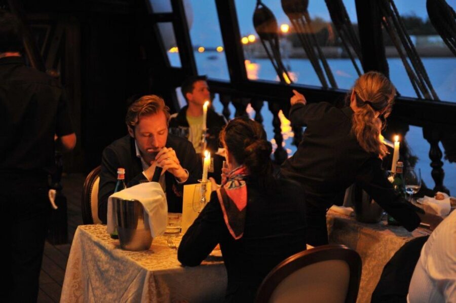 Venice: Venetian Lagoon Tour and Galleon Dinner - A candlelit galleon dinner on the Venetian Lagoon