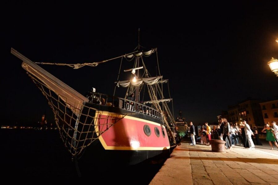 Venice: Venetian Lagoon Tour and Galleon Dinner - Value check for $124.61: what you’re really paying for