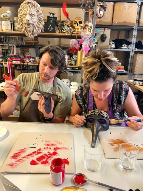 Venice: Venetian Masks Workshop - From paper-mâché base to Baroque look: how the technique works