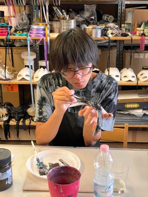 Venice: Venetian Masks Workshop - Choosing your mask base and decorating pieces