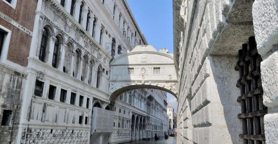 Venice Walking Tour and Doge's Palace Guided Visit - Key moments that make this tour worth your time