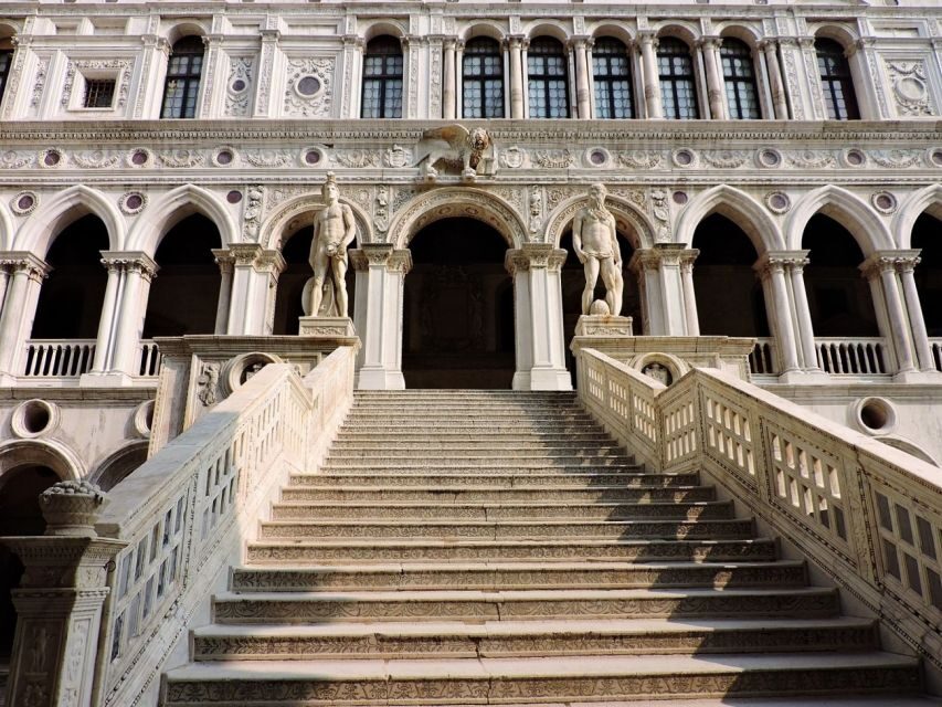 Venice Walking Tour and Doge's Palace Guided Visit - Should you book this Venice walking tour and Doge’s Palace visit?