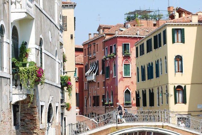 Venice Walking Tour and Gondola Ride - Piazza San Marco: Where Venice Turns Into Theater