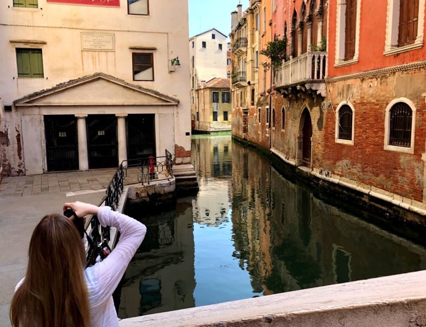 Venice Walking Tour and Gondola Ride Combo - The 30-minute gondola ride: quiet canals off the Grand Canal