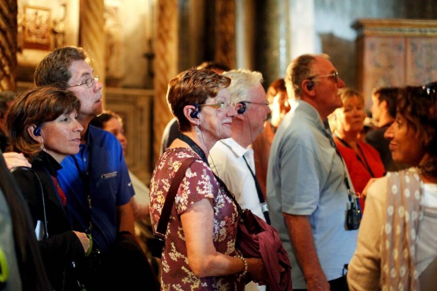 Venice: Walking tour, Doge Palace, & St. Mark's Basilica - Entering the Doge’s Palace: Power, Prison, and the Bridge of Sighs