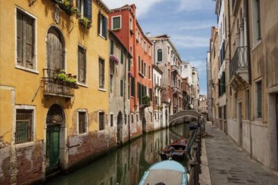 Venice: Walking Tour & Gondola Ride - St Mark’s Square: Doge’s Palace area and the power of Venice