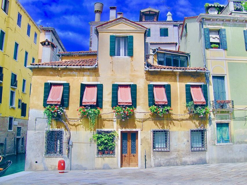 Venice: Walking Tour & Gondola Ride - Grand Canal thrills plus quieter side channels