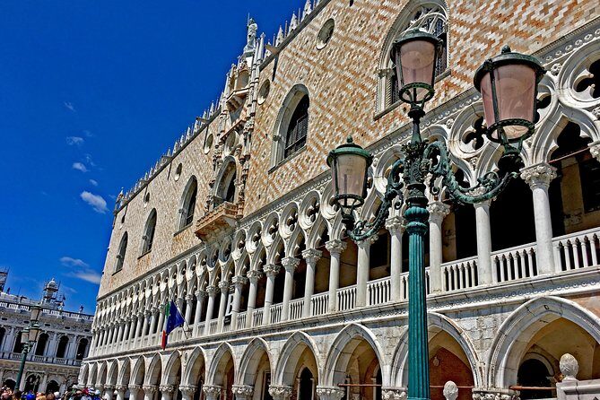 Venice: Winter Pass Top Attractions & City Walking Tour - Procuratie Vecchie Near St. Mark’s Square: The Arcade That Sets the Mood