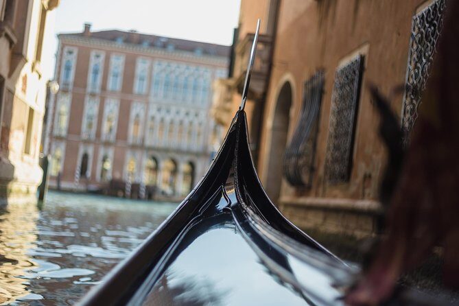 Venice's Best: Basilica, Doge's Palace, Gondola & History Gallery - Skip-the-line at St. Mark’s and Doge’s: how it saves your day