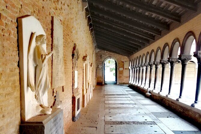 Venice's Cemetery on San Michele Island Tour - Inside San Michele: Chiesa di San Michele, faith sections, and the walkable cemetery story