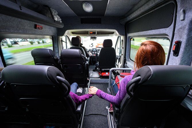 Verona Airport (VRN) Arrival Transfer (Airport to Verona Hotels or Address) - No queues, no detours: what “door-to-door” means in Verona