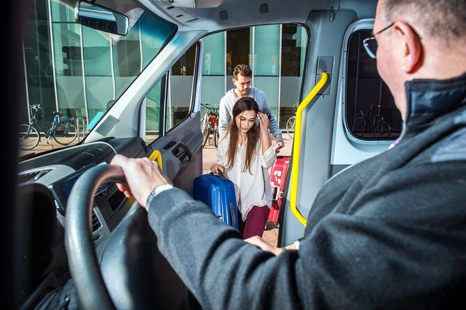 Verona Airport (VRN) Arrival Transfer (Airport to Verona Hotels or Address) - The 20-minute ride estimate and why timing still matters