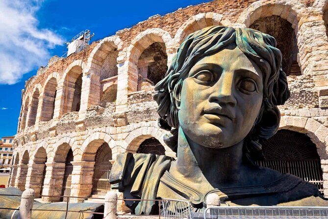 Verona Arena and Historic Highlights: A Guided Walking Tour - Piazza dei Signori: where Venetian-era politics shows up in stone