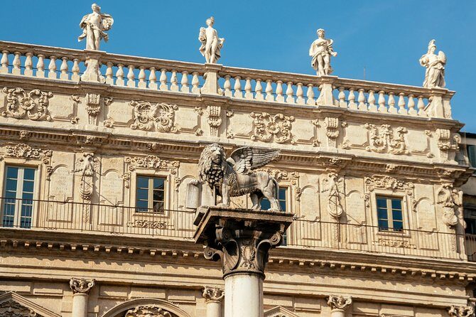 Verona Arena & Surroundings PRIVATE TOUR with Ticket Included - What Makes the Guides So Highly Rated