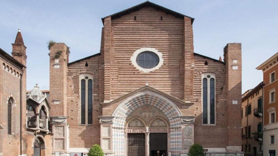 Verona Audioguide - TravelMate app for your smartphone - Santa Anastasia: another major church stop, explained in plain terms