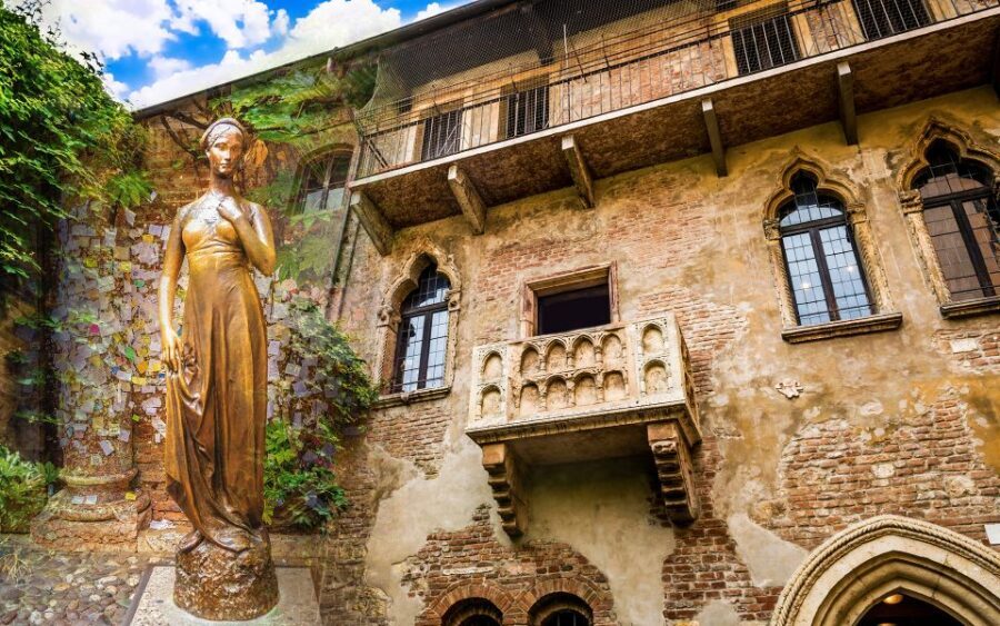 Verona: City Highlights Private Tour - Piazza Bra and the Arena: Roman Scale You Can Actually Picture