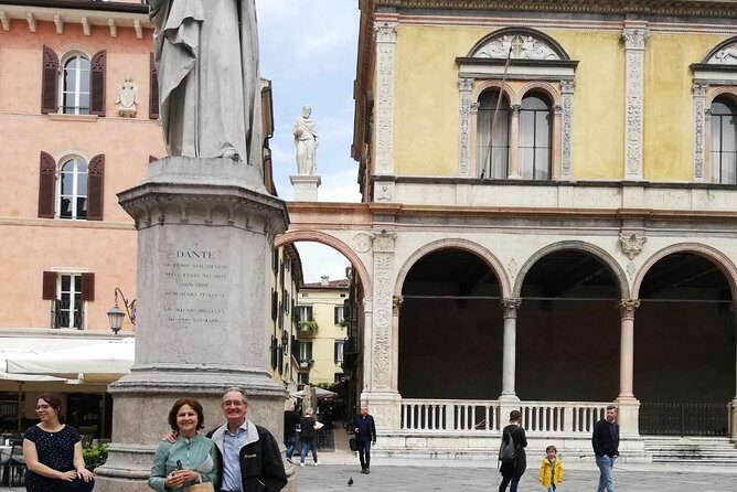 Verona City Sightseeing Walking Tour of Must-See Sites with Local Guide - Pace, group size, and how to get your money’s worth