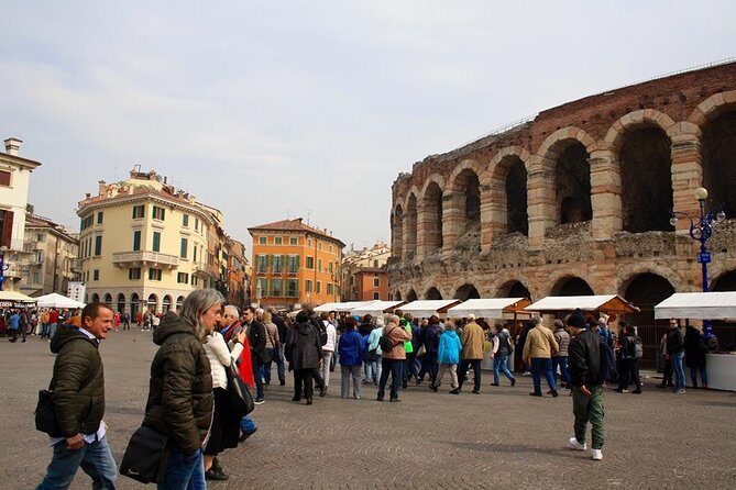 Verona City Sightseeing Walking Tour of Must-See Sites with Local Guide - The amphitheatre story and what you don’t get (and why that’s okay)