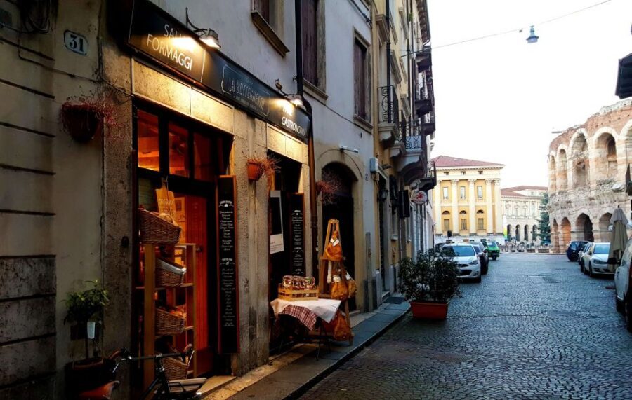 Verona: Classic Valpolicella Wine Tasting Experience - Valpolicella 101 in Verona: what the name means