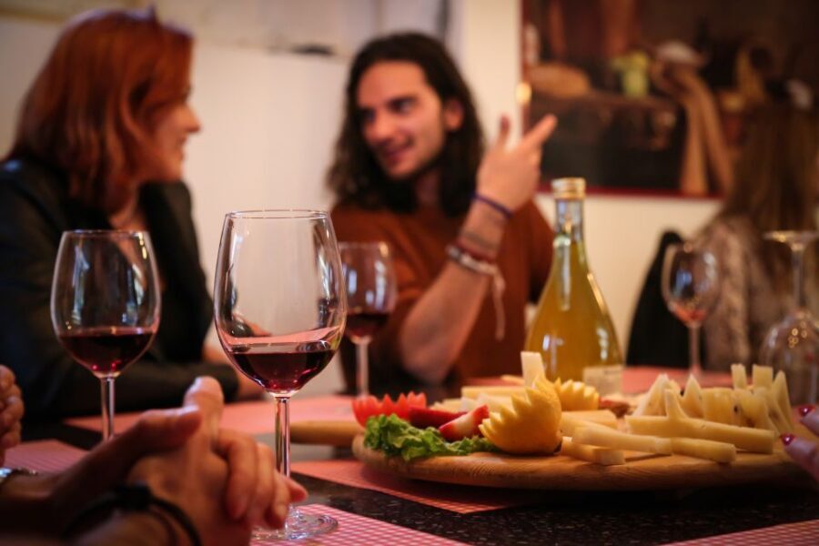 Verona: Classic Valpolicella Wine Tasting Experience - Meeting at Botteghetta: how the 1-hour session is set up