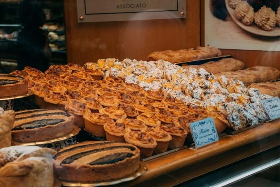 Verona: Food and Wine Tasting Walking Tour - Tips to get more from each stop