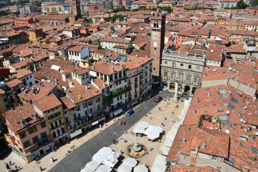 Verona Full-Day Tour from Lake Garda - Arche Scaligere: Scala Family Tombs for a Quick Photo Break