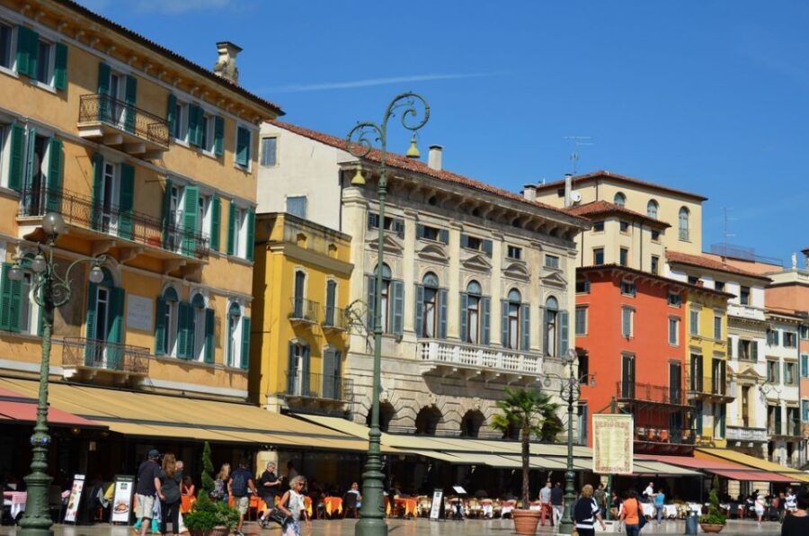 Verona Full-Day Tour from Lake Garda - The Coach Ride: Comfort, Live Commentary, and Practical Timing
