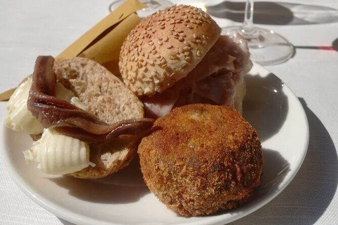 Verona Full Meal & Wine Tasting Walking Tour by Do Eat Better - Stop 2: Ponte della Vittoria—A Proper Veronese Aperitivo