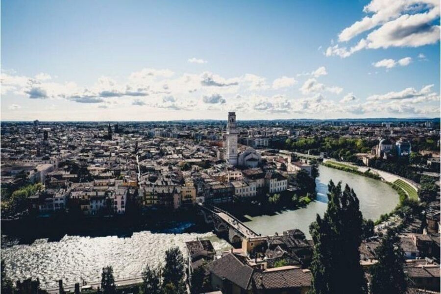 Verona: Highlights and Hidden Gems Walking Tour - Corso, porta approaches, and gate passes: Verona’s wall story