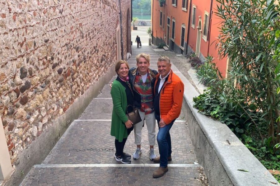 Verona: Highlights and Panorama Bike Tour - Duomo and Ponte Pietra: Roman Verona you can feel