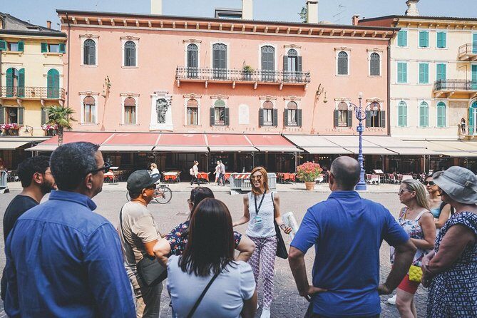 Verona Highlights Walking Tour in Small-group - Arch of Gavi and the Roman leftovers you’ll notice after