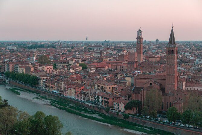 Verona Highlights with Local: Walking Tour Juliet's House Tickets - Who should book this Verona highlights with local tour