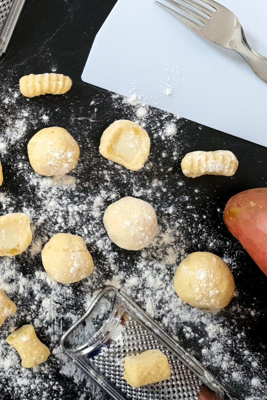 Verona: My Granny's secrets making gnocchi - Building the dough the “Granny recipe” way