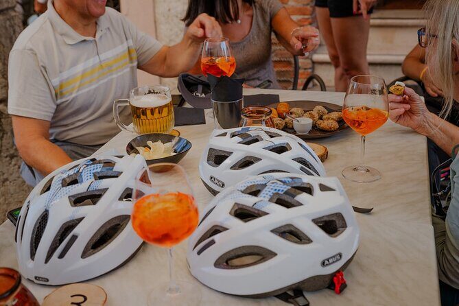Verona Panoramic E-Bike tour with Lunch - E-Bike Practicalities: What the Helmets and Motor Actually Change