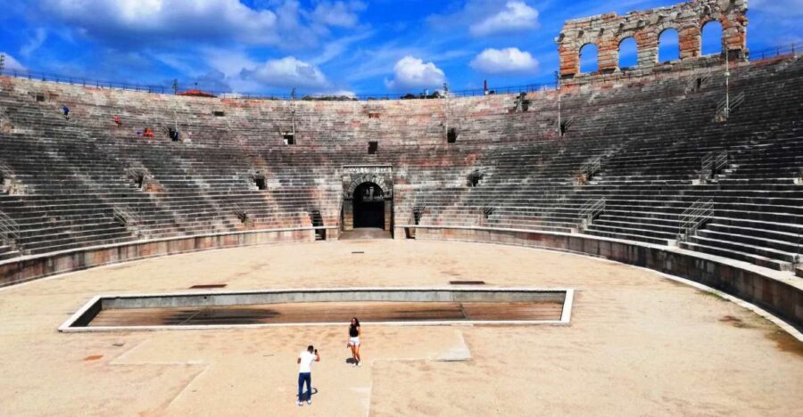 Verona: the Arena at the Gladiators' time - Bra Gardens to the amphitheatre’s original shape and size