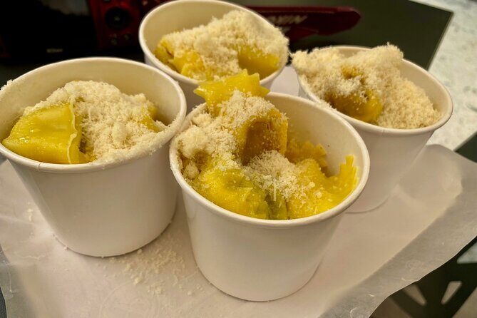 Verona walking tour:food, wine, legends, lunch/dinner & cable car - Piazza Bra to the back streets: how this tour really works