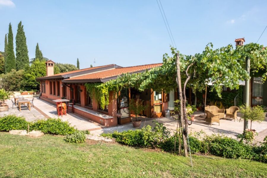 Verona: Wine Tasting with Snacks and Panoramic Views - FAQ