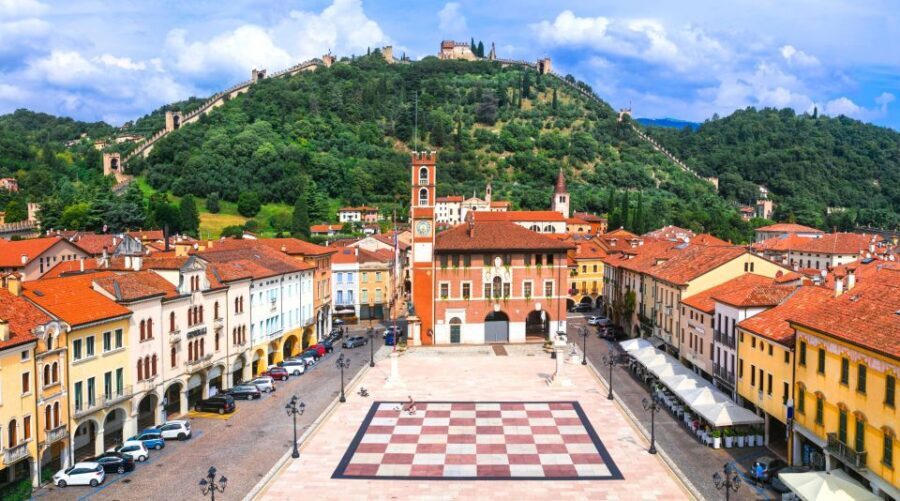 Vicenza and the Olympic Theatre - Palazzo Chiericati: the bulk you can feel, not just see