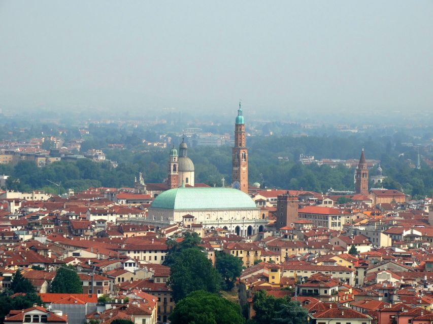 Vicenza: Palladian Architecture Private Walking Tour - The 2-hour walking loop: pace, meeting point, and what to expect