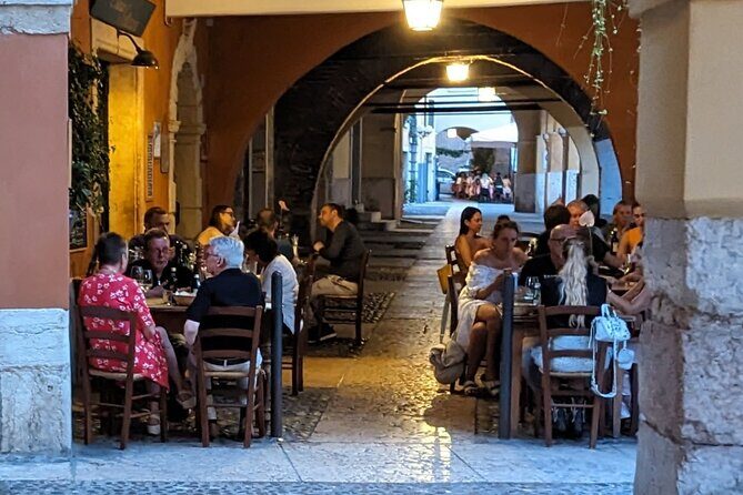 Walking Tour in Verona: 9+ Landmarks with Live Guide - Piazza dei Signori: civic life in stone form