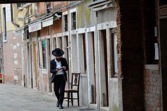 Walking Tour of Venice with Mini Cruise - Piazza San Marco and Ponte di Rialto: the two-photo combo