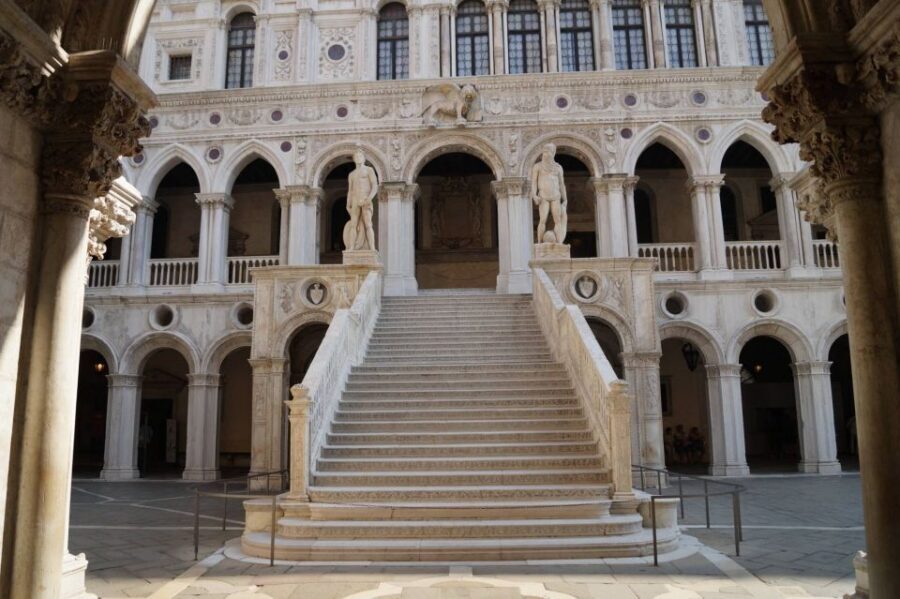 Walking Tour to Uncover the Hidden Venice - Mercerie, Rialto trade, and Marco Polo’s name on real streets