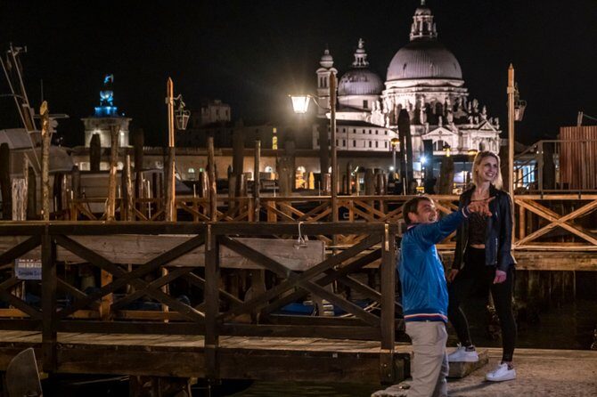 Your Evening in Venice: Aperitif & Lifestyle - A 6:30 pm Venice walk that skips the usual crowds