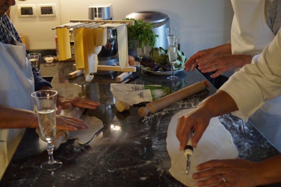 Yummy Cooking Class In Venice - The aperitivo start: prosecco and ciccheti set the tone